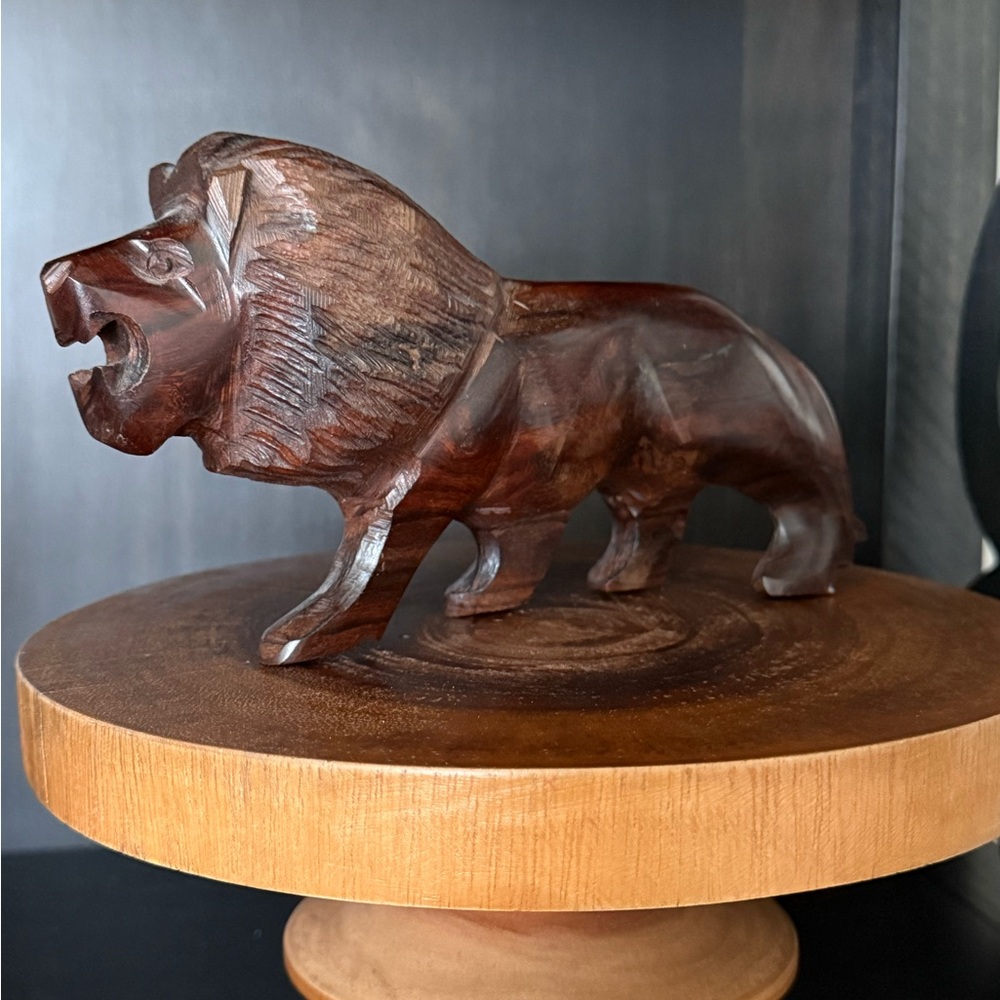Hand-carved wooden Lion Sculpture L:9in x H:4.5in x W:2.5in